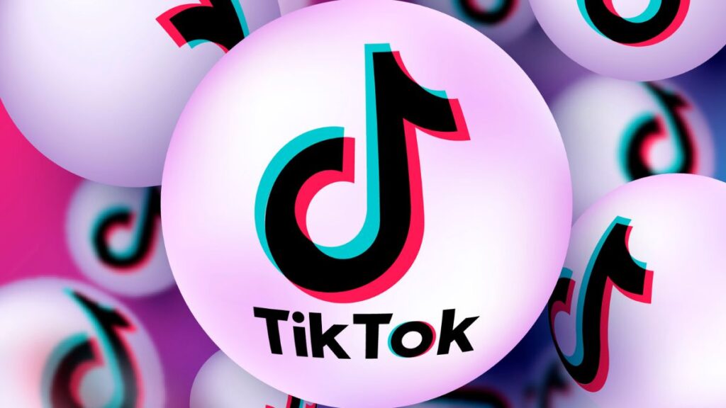 TikTok’s Temporary Block Lifted: How Trump’s Actions Are Shaping the App’s U.S. Destiny 3 From Livelihood to Loss: TikTok Creators on the Emotional Impact of the Ban