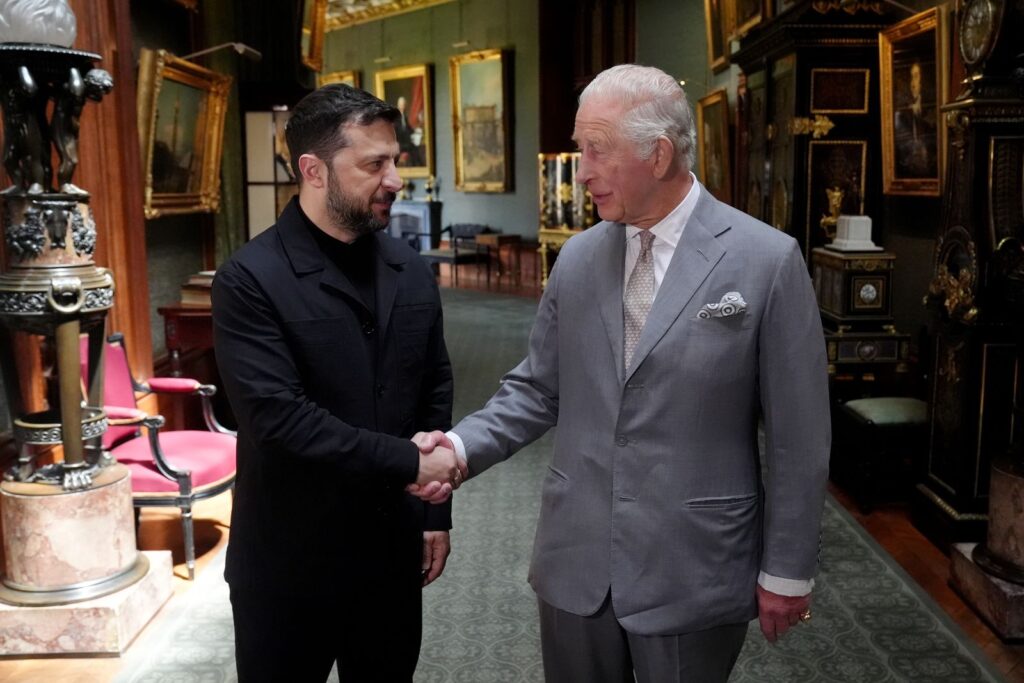 How Zelenskyy’s Outfit Became the Talk of the Town? 2 ZELENSKYY TWITTER
